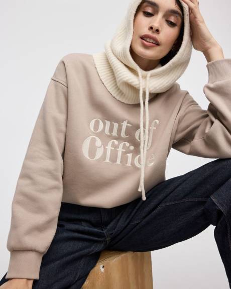Long-Sleeve Crew-Neck Fleece Sweatshirt with Quotes