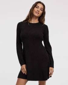 Robe en tricot côtelé à manches longues et col rond