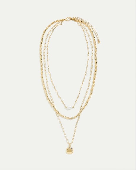 Multi-Chain Short Necklace with Pearl Pendant