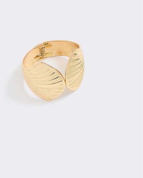 Shell Cuff Bracelet