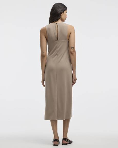 Robe midi droite sans manches