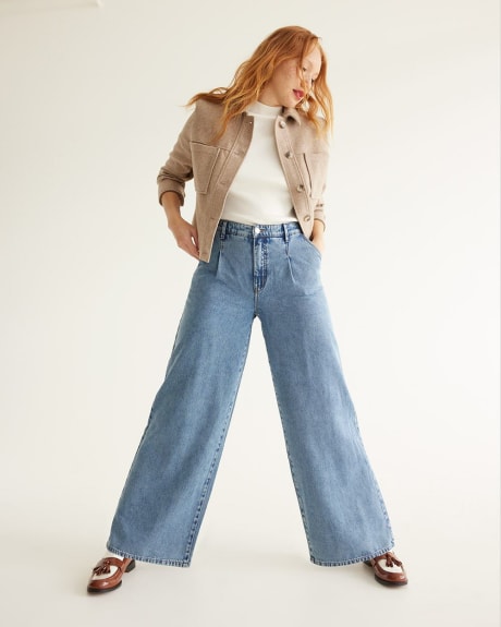 Wide-Leg High-Rise Jean with Pleats