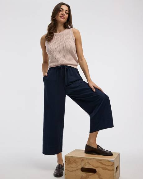 Wide-Leg Cropped Piqu&eacute; Pant - Petite