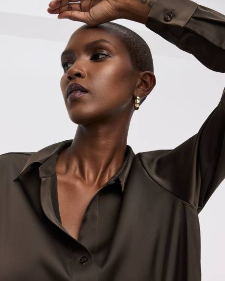 Chemise en satin à manches longues