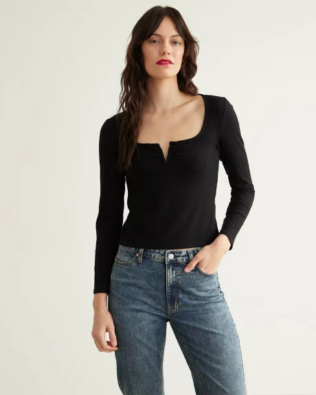 Long-Sleeve Ribbed Top with Scoop neckline