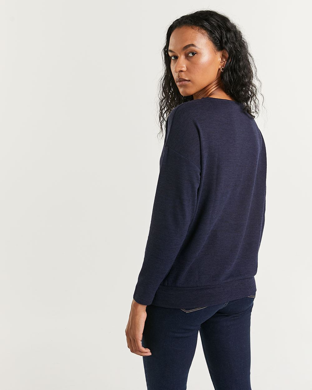 Solid Snit Boat Neck Pullover
