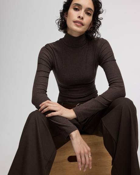 Haut à manches longues et col roulé