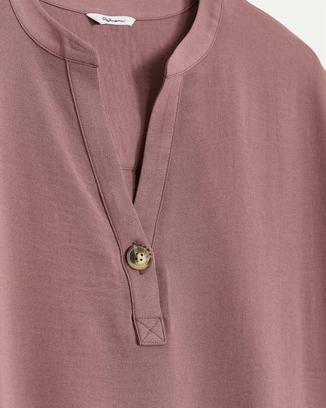 Extended-Sleeve Split-Neck Blouse