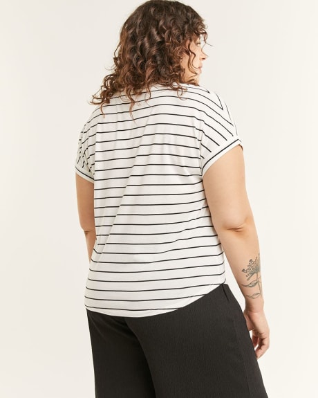 Striped Extented Sleeve Tee