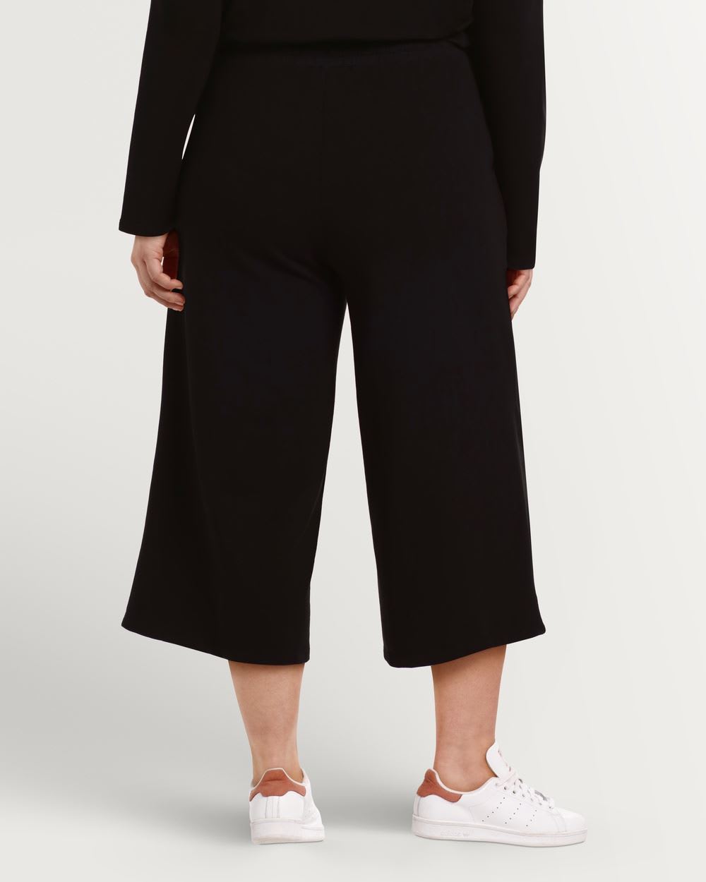 Cropped Straight Leg French Terry Pant Hyba