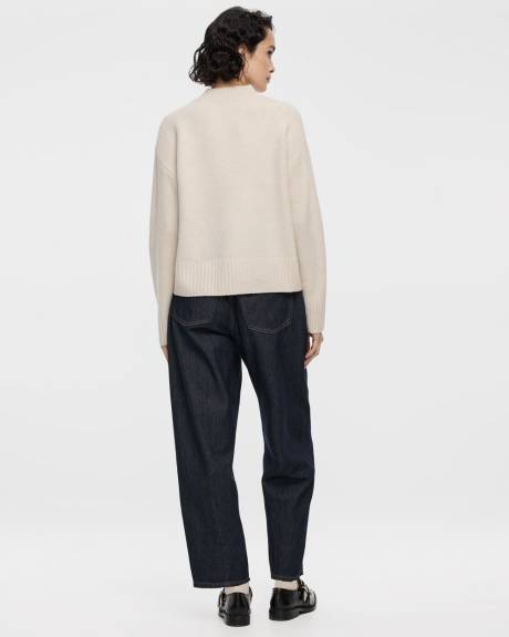 Pull ample à manches longues et col montant