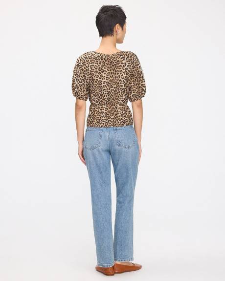 Short-Volume-Sleeve Open-Neck Blouse