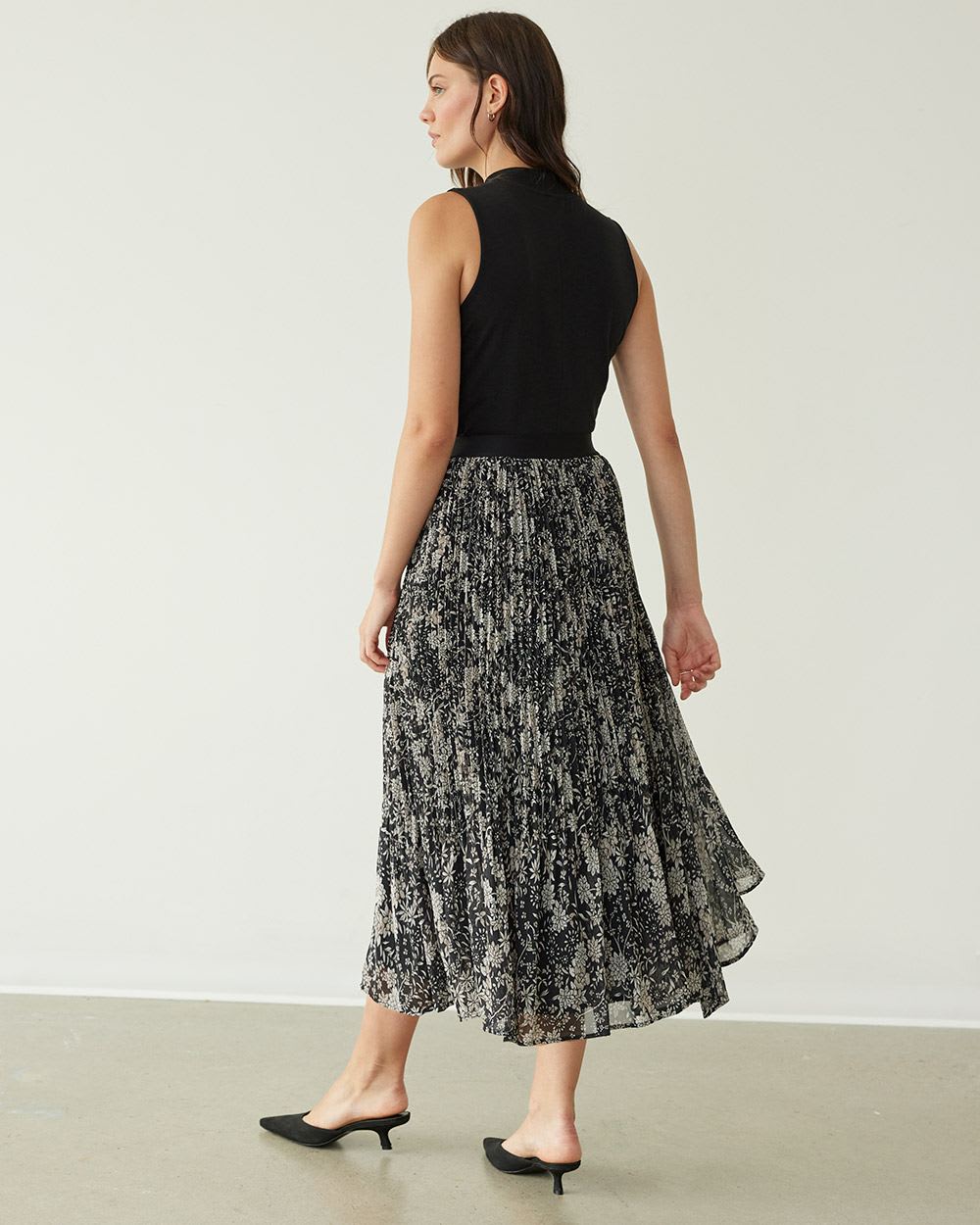 Pleated Midi Skirt with Elastic Waistband