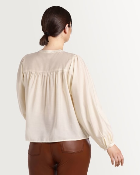 Long Sleeve Collarless Button-Down Poplin Shirt
