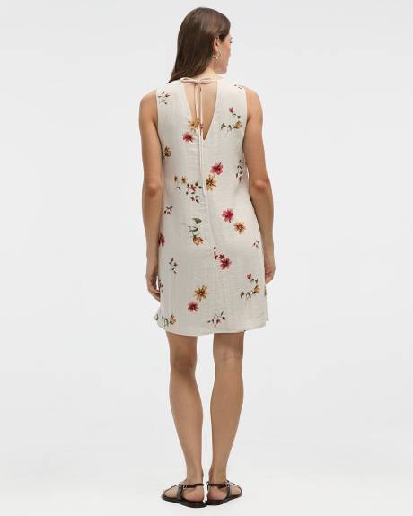 Sleeveless Shift Dress