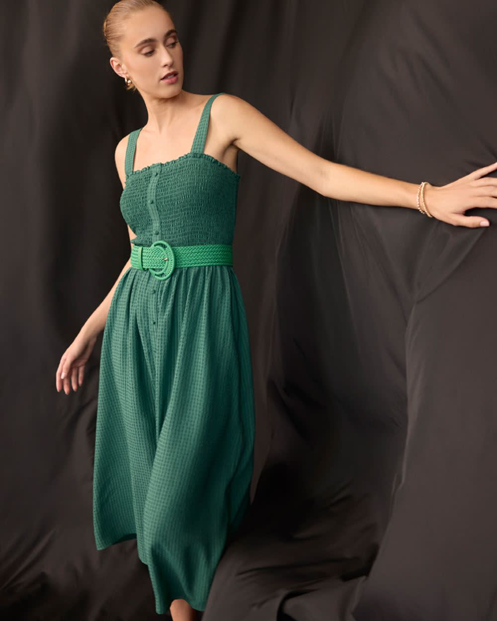 Sleeveless Midi Dress with Smocked Top Reitmans