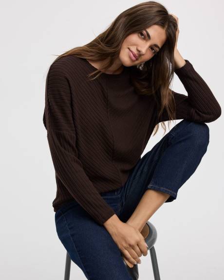 Long-Sleeve Crew-Neck Snit Top