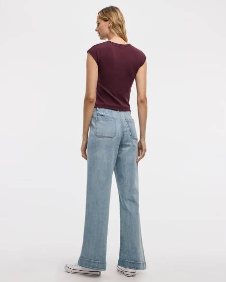 Extended-Sleeve Crew-Neck Ribbed Top