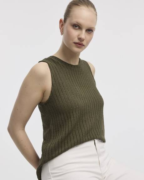 Camisole crochetée à col rond