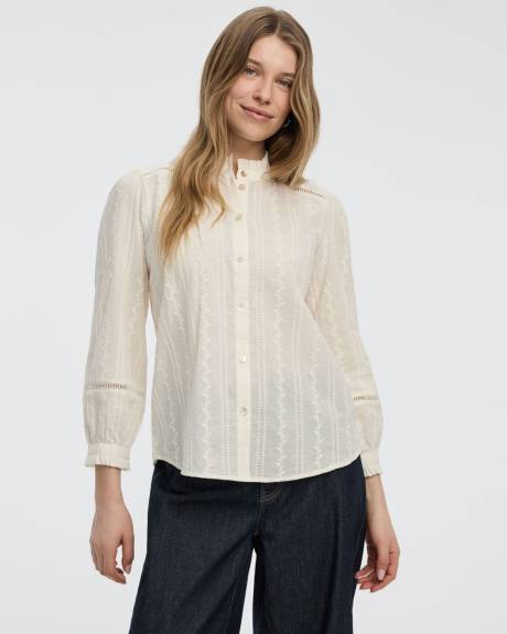 Blouse brod&eacute;e &agrave; col montant