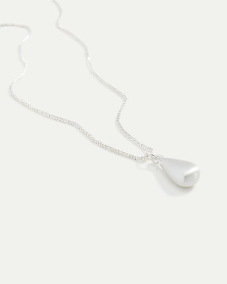 Necklace with Tear Drop Pendant