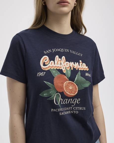 Extended-Sleeve Crew-Neck Graphic T-Shirt