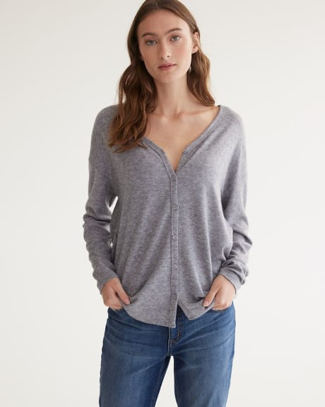 Buttoned-Front Long-Sleeve Cardigan