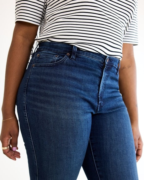 Flare-Leg Cropped Mid-Rise Jean