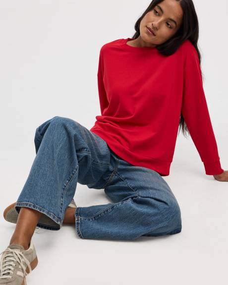 Long-Sleeve Crew-Neck Sweatshirt - R Essentials