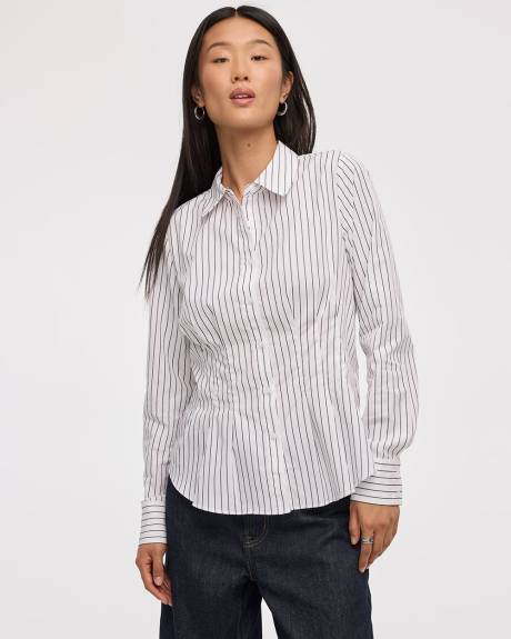 Chemise cintrée en popeline rayée à manches longues