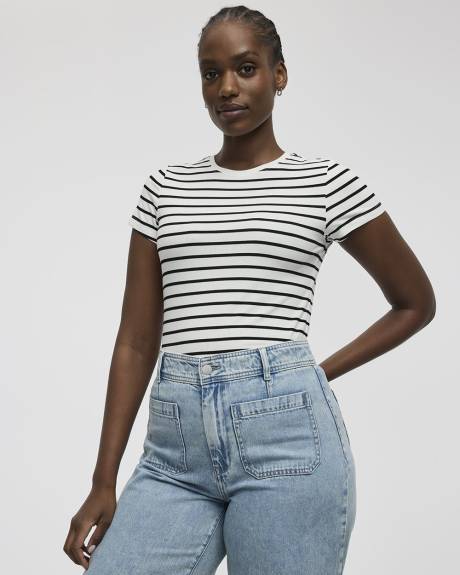 T-shirt côtelé et ajusté avec rayures à col rond - R Essentials