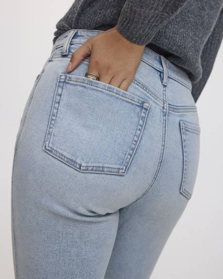 Slim-Leg High-Rise Jean - The Vintage - Curvy Fit