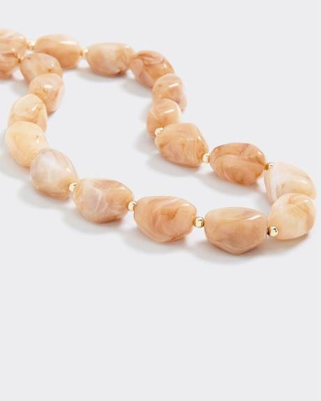 Short Necklace with Acrylic Beads