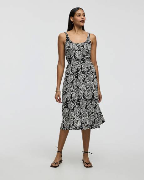 Robe midi sans manches à col dégagé avec dos ouvert
