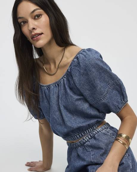 Haut en denim à manches courtes bouffantes et col bateau