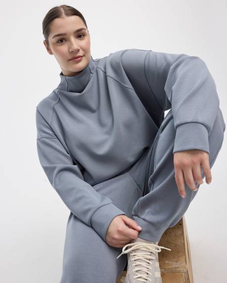 Long-Sleeve Mock-Neck Pullover - Hyba