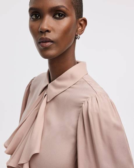 Blouse à manches longues avec volants en cascade