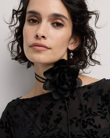 Chiffon Flower on Short Cord Necklace