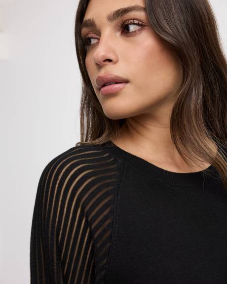 Robe en tricot à manches longues en mesh