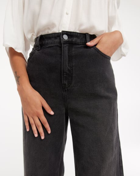 Super High-Rise Faded Black Jean with Wide Leg - Petite