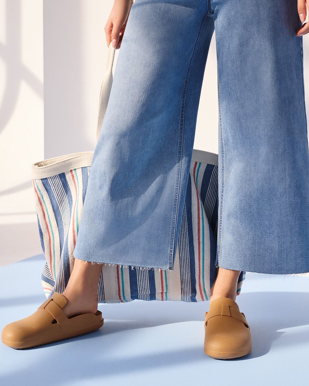 Medium Wash Super High Rise Wide Leg Cropped Jean