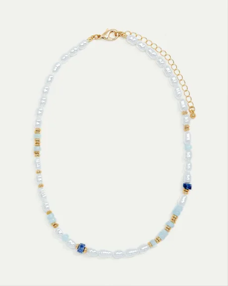 Short Necklace with Blue Beads and Pearls