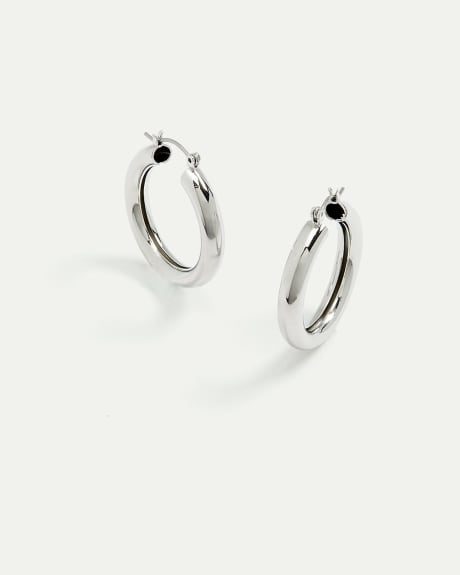 Light and Thick Hoop Earrings