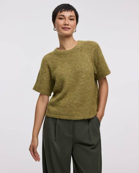 Pull ample à manches aux coudes et col rond