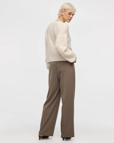 Pull à manches longues ballons et col bateau