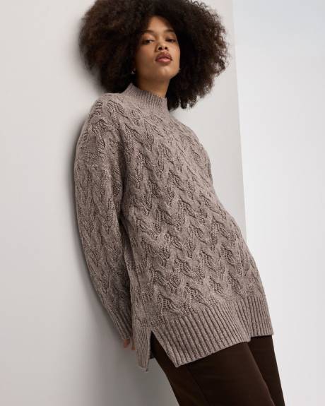 Pull à manches longues et col montant en tricot torsadé