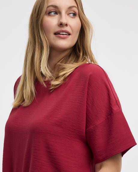 Blouse t-shirt &agrave; col rond et manches courtes