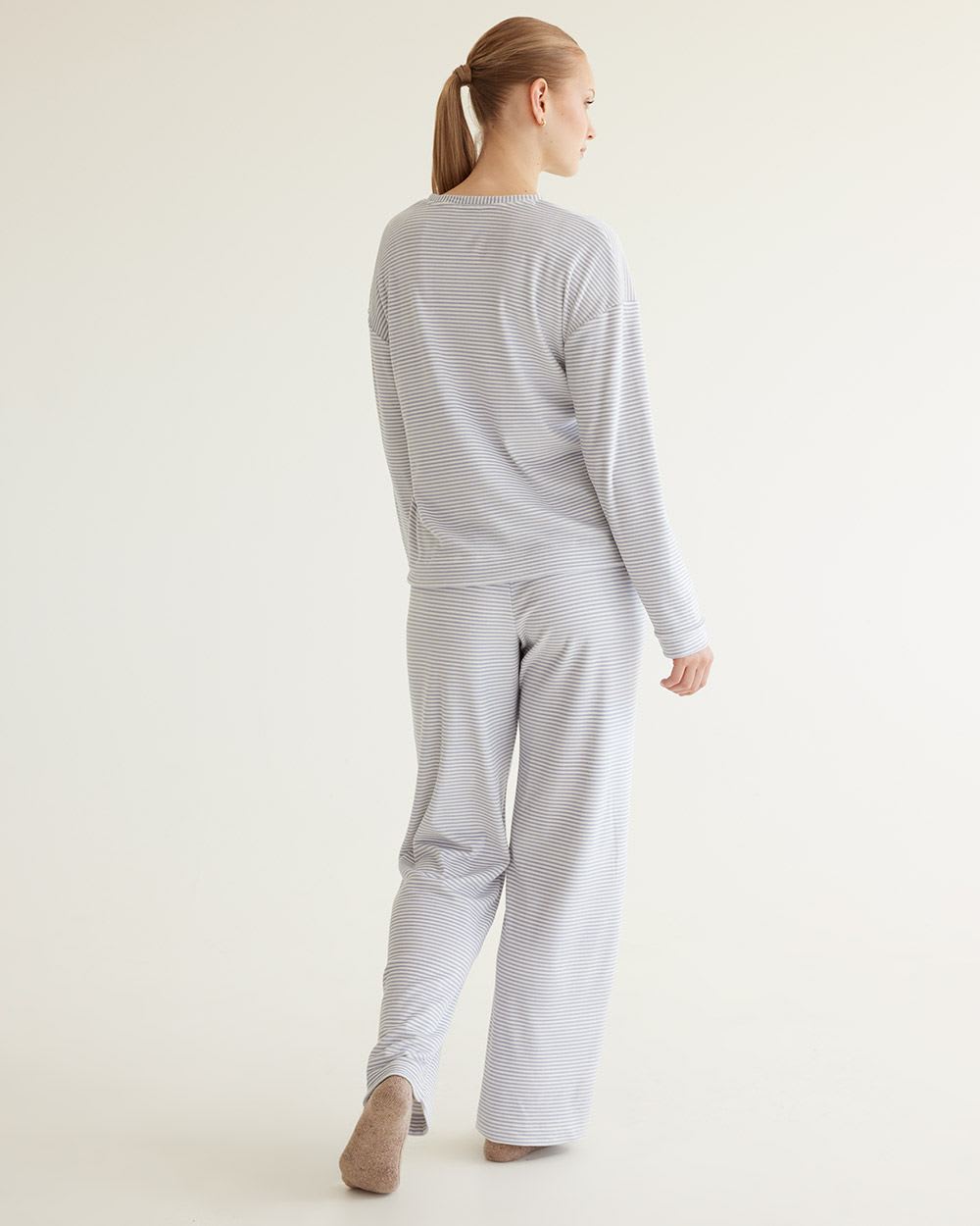 Long-Sleeve Ultra-Soft Velvet Pyjama Top - R Line