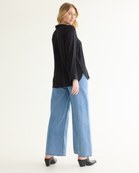 Long-Sleeve Loose Blouse with Shirt Collar