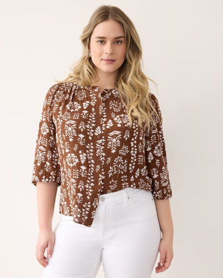 3/4-Sleeve Embroidered Blouse with Crew Neckline